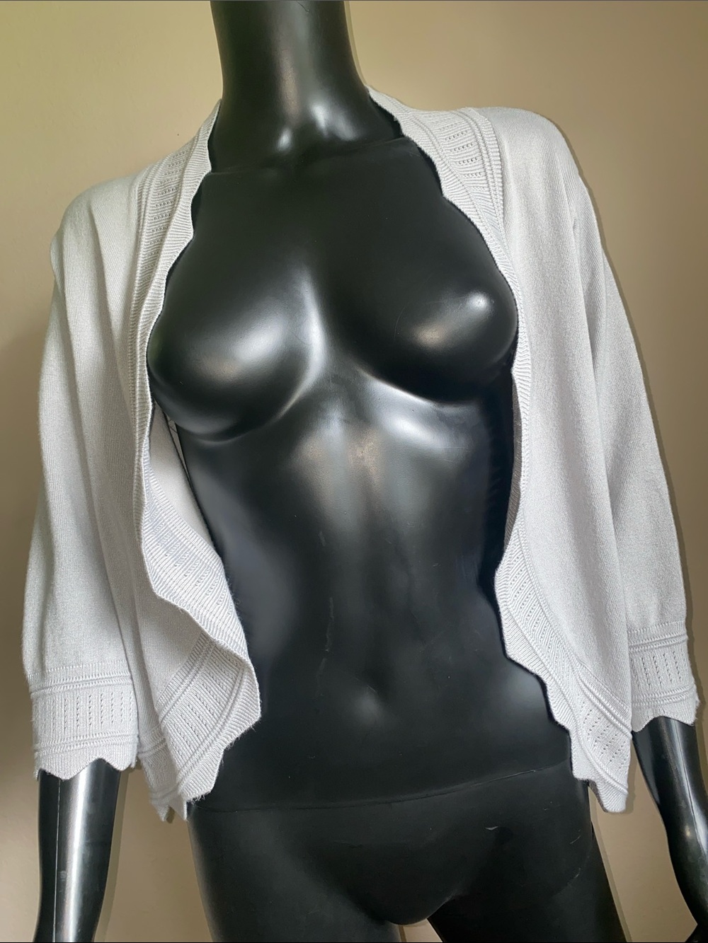 Women's Open-Front Scalloped Trim Cardigan - Light Gray - Picture 3 of 11